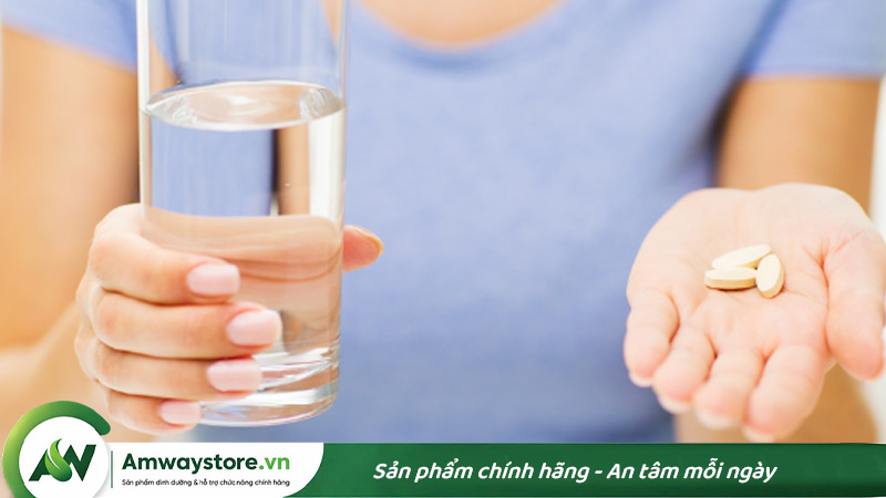 canxi-amway-uong-buoi-toi-duoc-khong